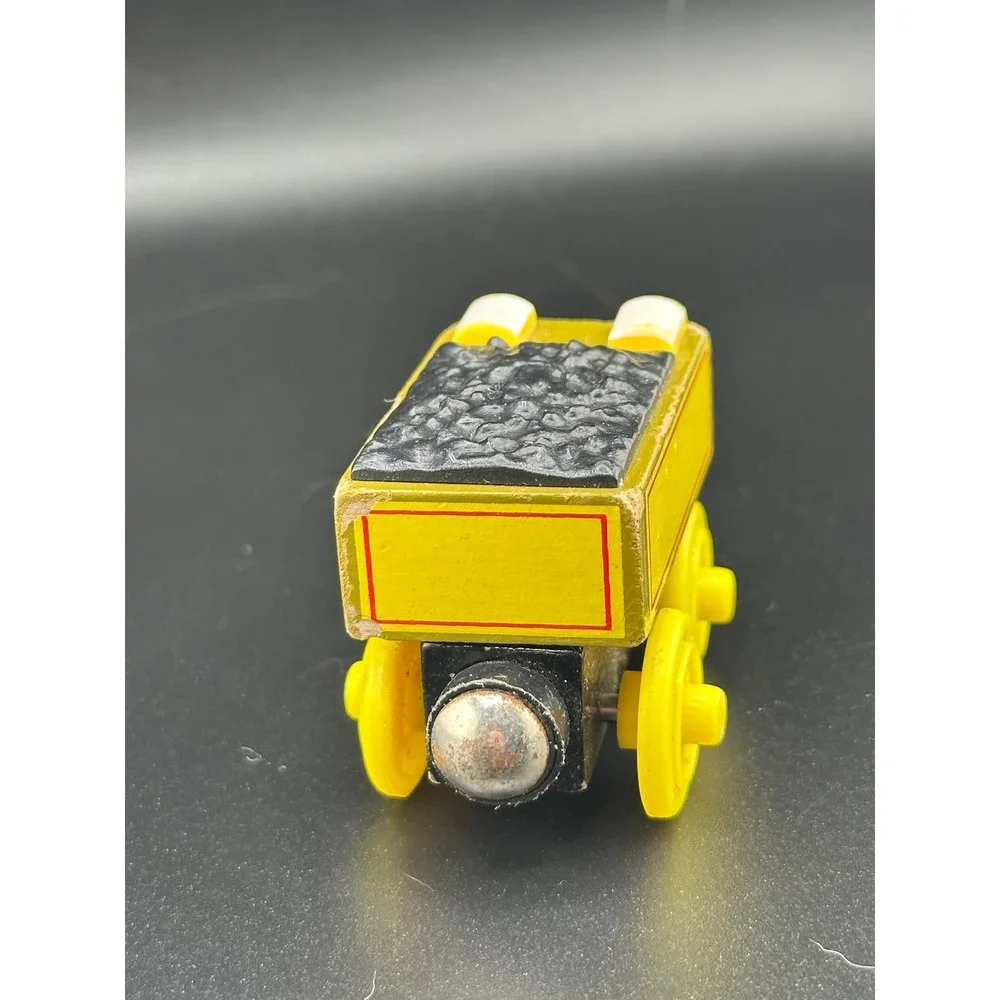 Thomas & Friends‎ Wooden Railway Molly's Tender Yellow Coal Car 2003 Train